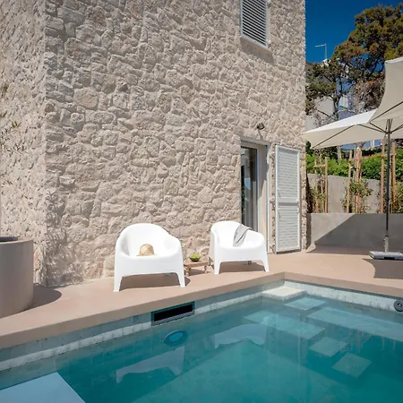 Villa Atropos