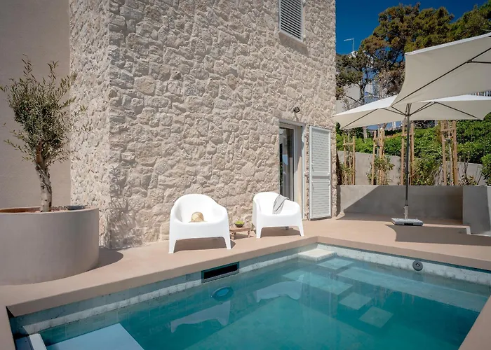 Villa Atropos
